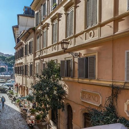 Lovely Spacious Apartment Near The Colosseum Рим Экстерьер фото