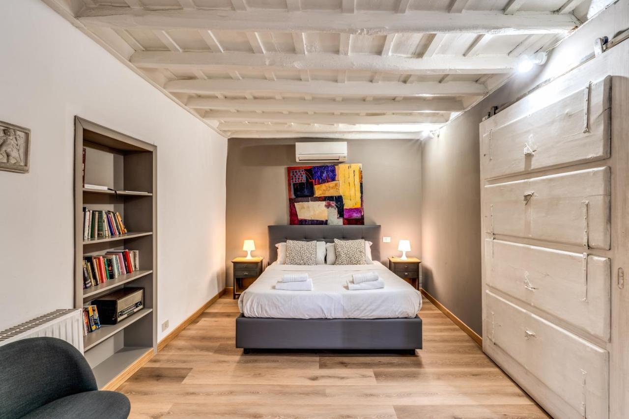 Lovely Spacious Apartment Near The Colosseum Рим Экстерьер фото