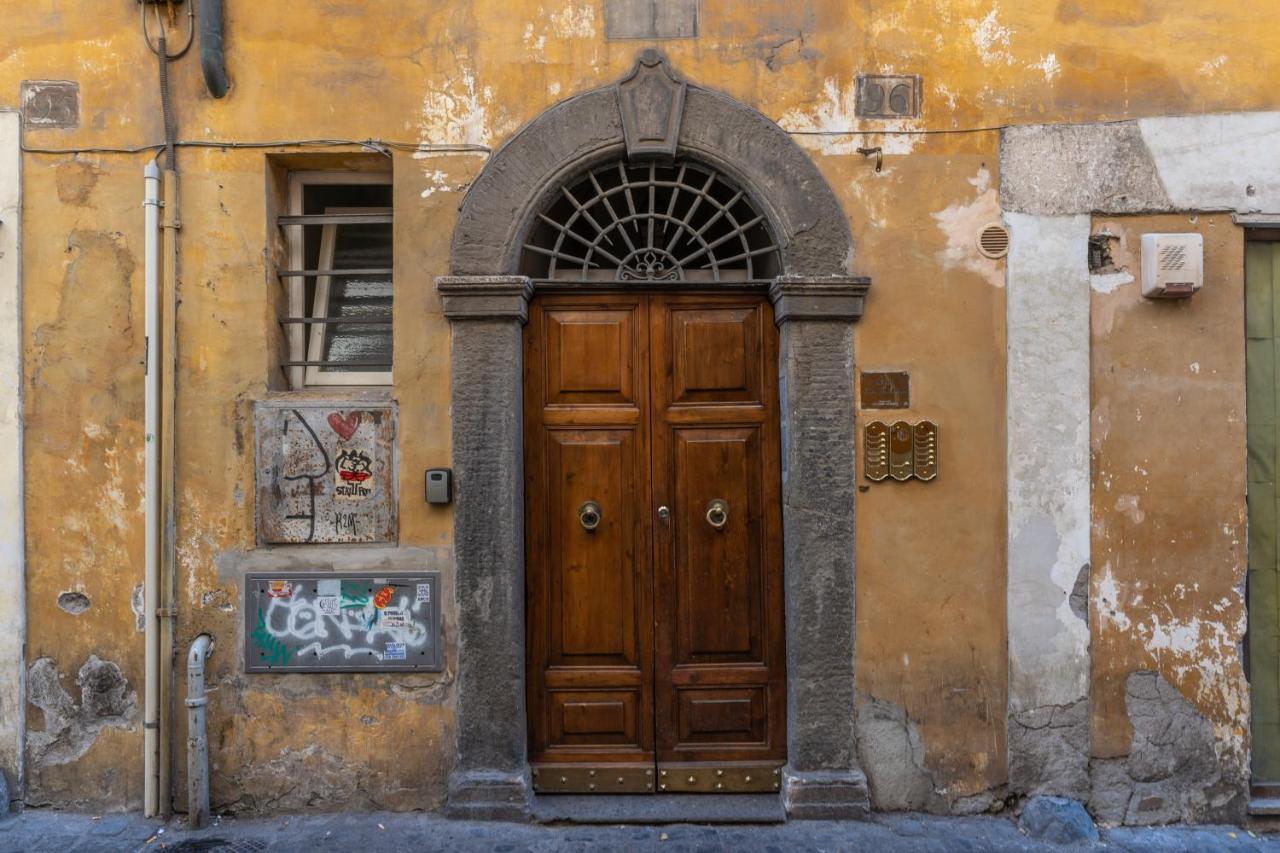 Lovely Spacious Apartment Near The Colosseum Рим Экстерьер фото